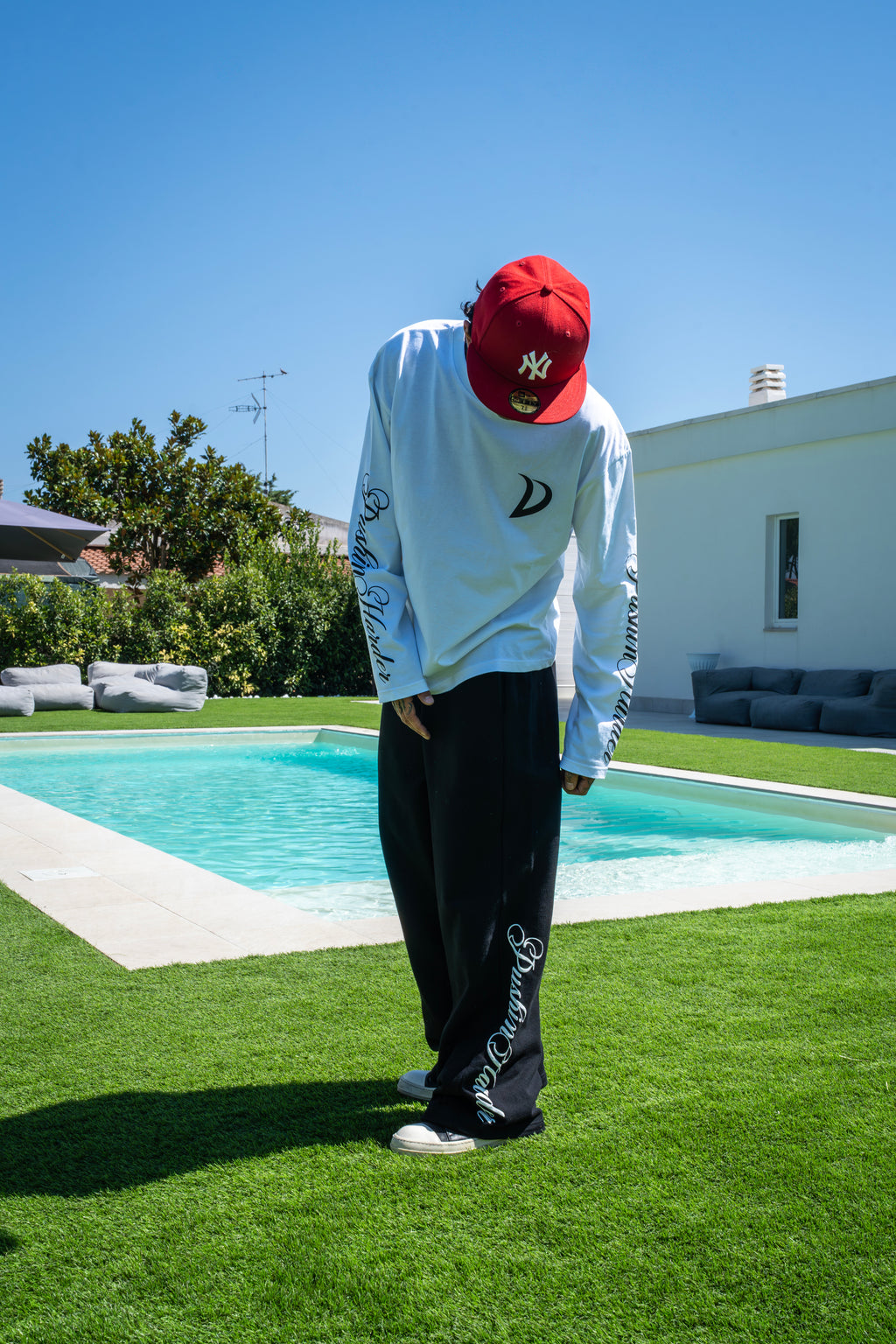 BLACK TRACKSUITE PANTS